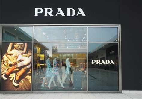 italy prada outlet.